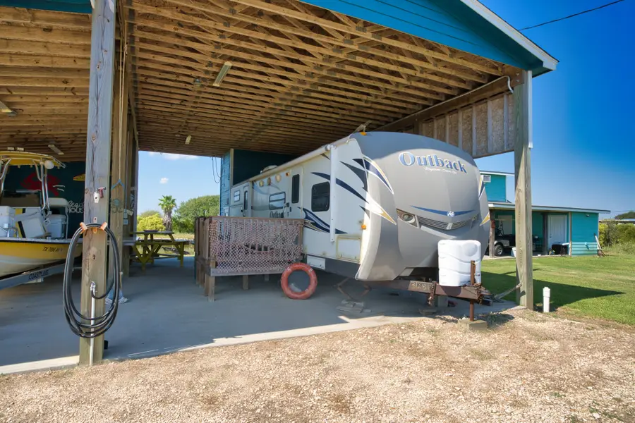 1838 Hall Avenue, Sargent, TX 77414 - Image #3