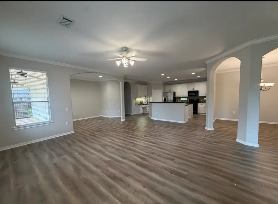 14 Dardenelle Ct, Conroe, TX 77384 - #2