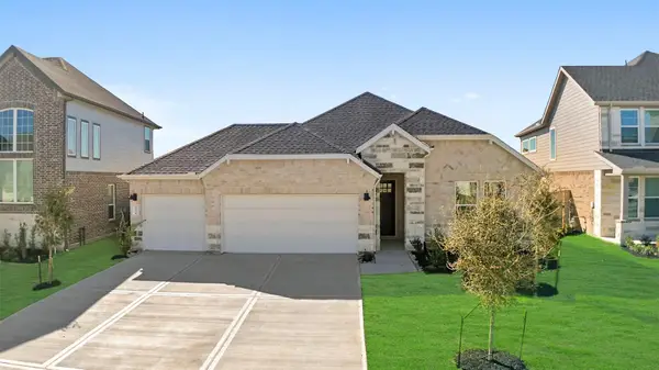 2811 Mackinac Bay Drive, Texas City, TX 77568