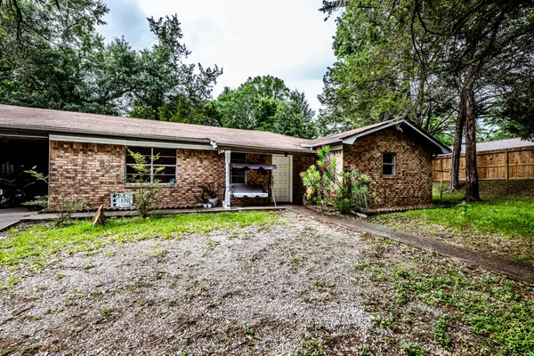 324 13th Street, Huntsville, TX 77340