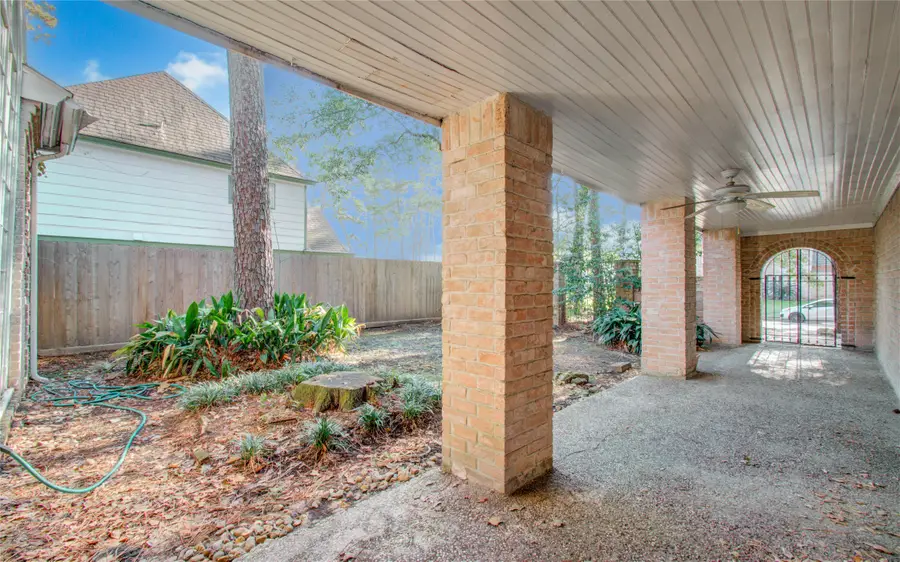 1922 Corral Drive, Houston, TX 77090 - Image #3