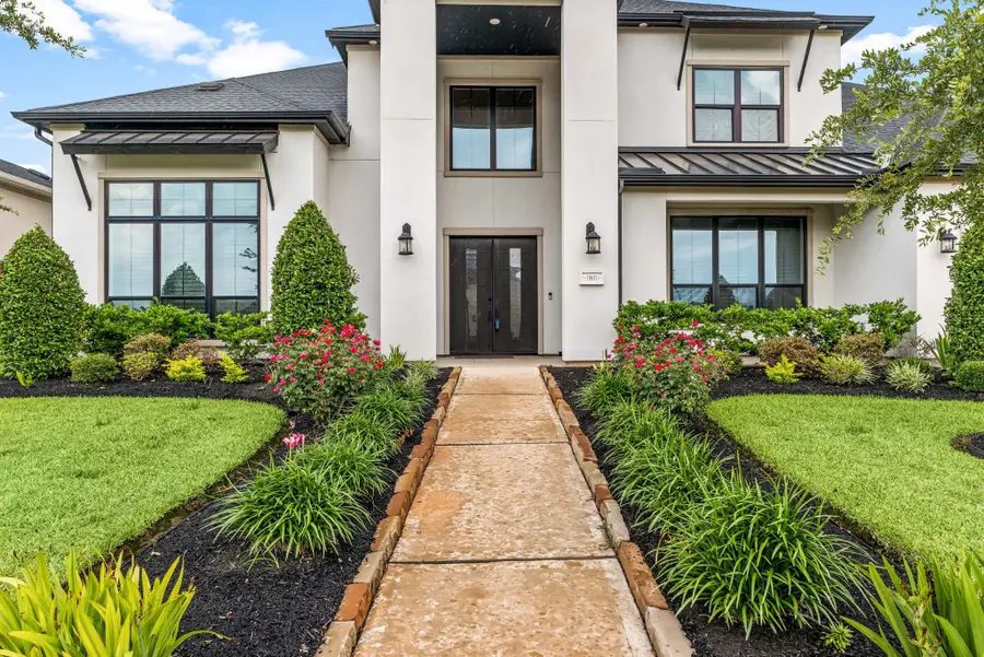 10631 Crystal Spring Drive, Missouri City, TX 77459 - Image #2