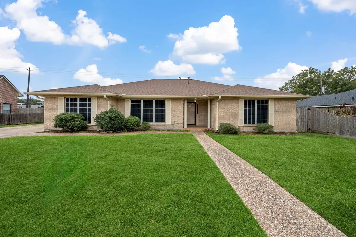 8022 Bayside Boulevard, Beach City, TX 77523 - #1