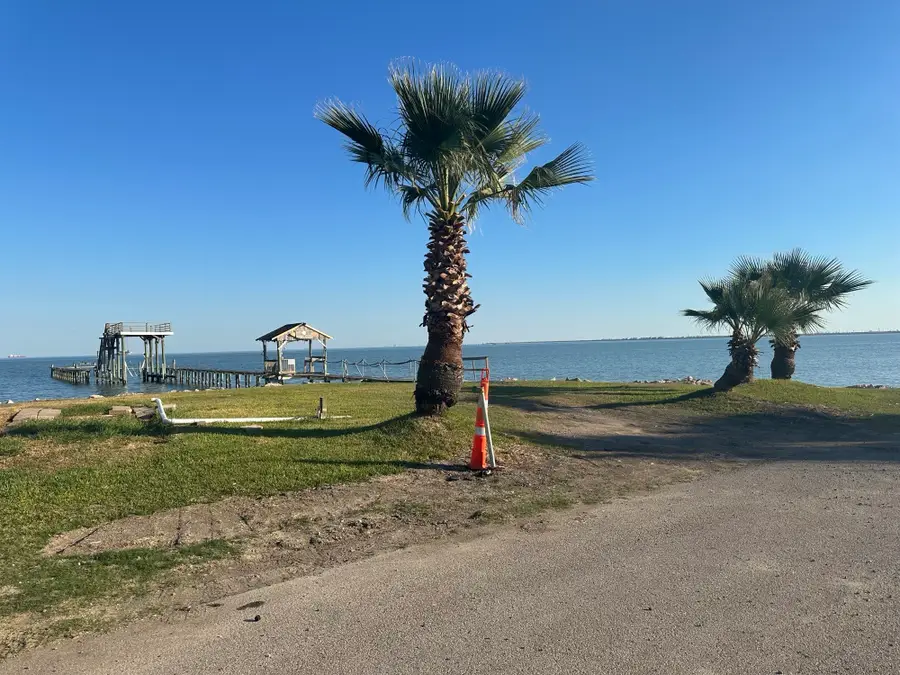 0 8, San Leon, TX 77539 - Image #2
