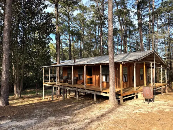 31483 N Us Hwy 69, Zavalla, TX 75980