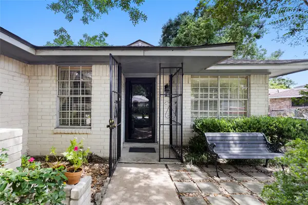 3523 Pine Meadow Lane, Houston, TX 77039