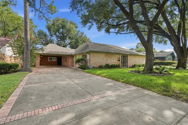 4418 Wigton Drive, Houston, TX 77096