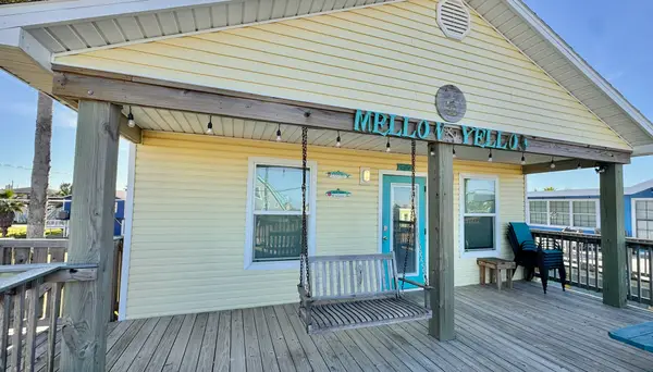 317 Olive Street, Surfside Beach, TX 77541