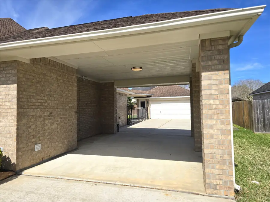 1813 Sandy Lake Drive, Friendswood, TX 77546 - #2