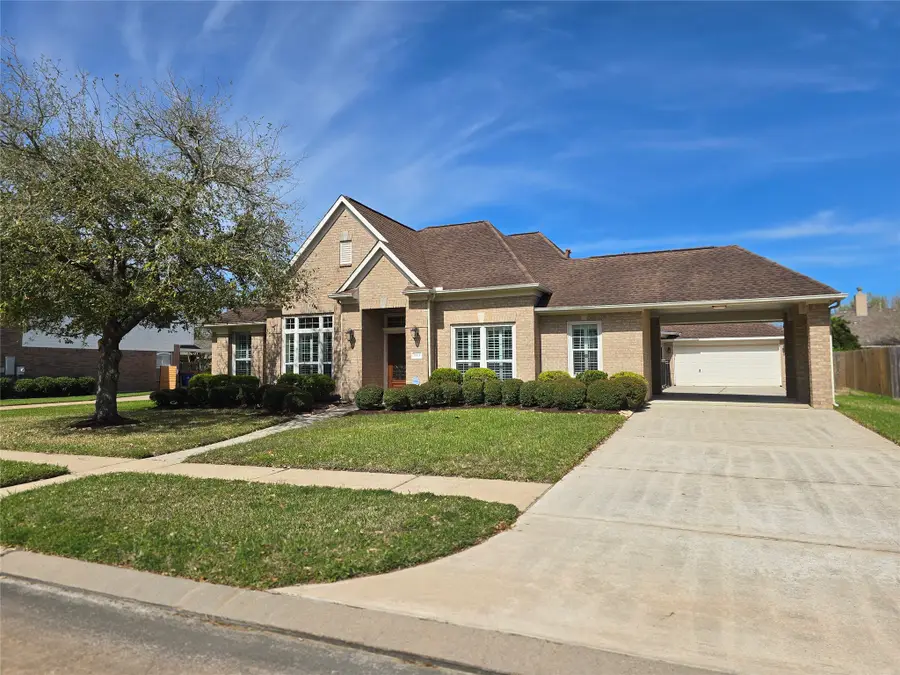 1813 Sandy Lake Drive, Friendswood, TX 77546 - #3