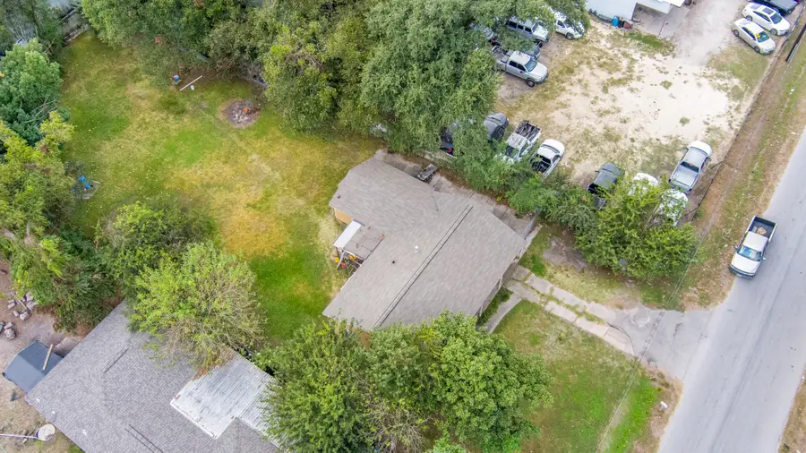 130 Airway Drive, Houston, TX 77037 - Image #2