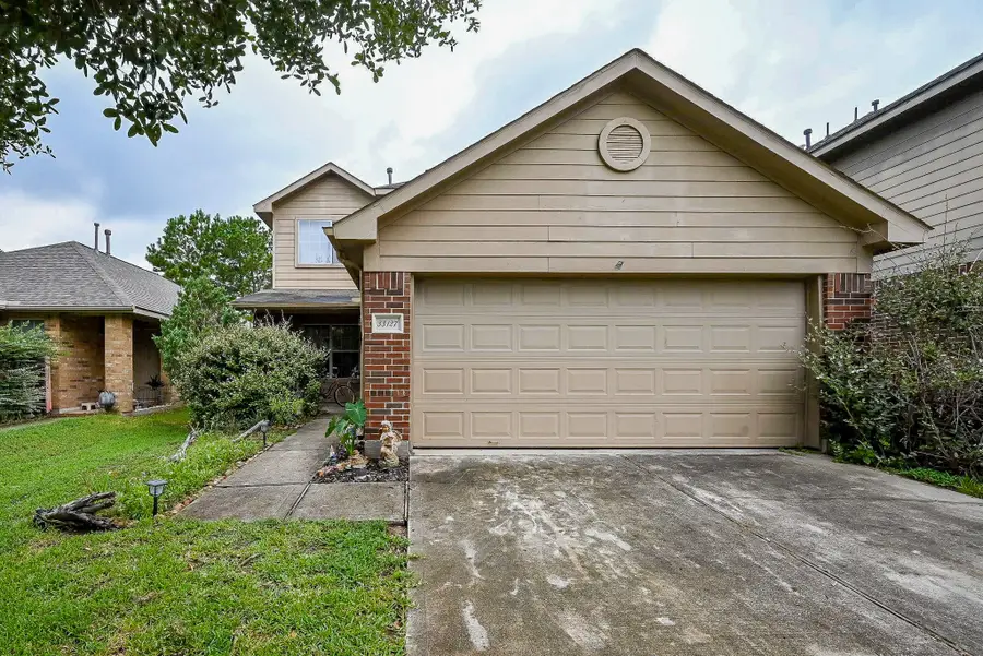 33127 Cottonwood Bend, Magnolia, TX 77354 - Image #2