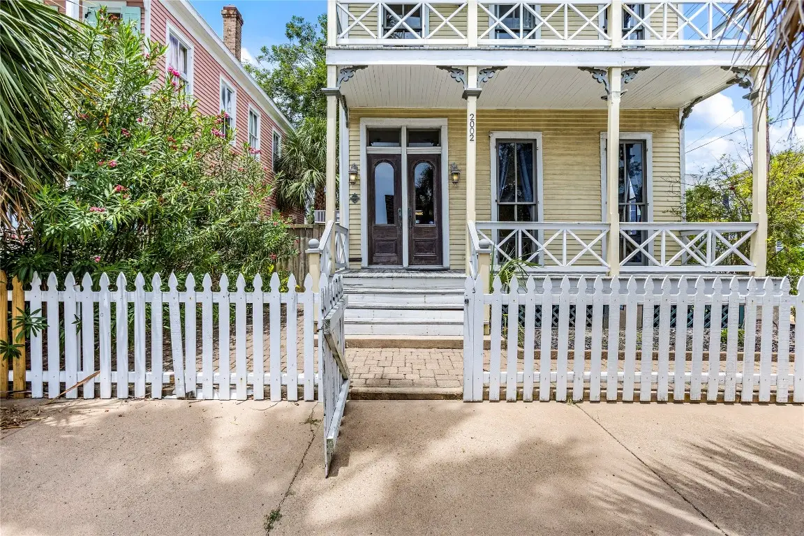 2002 Ave K, Galveston, TX 77550 - #1