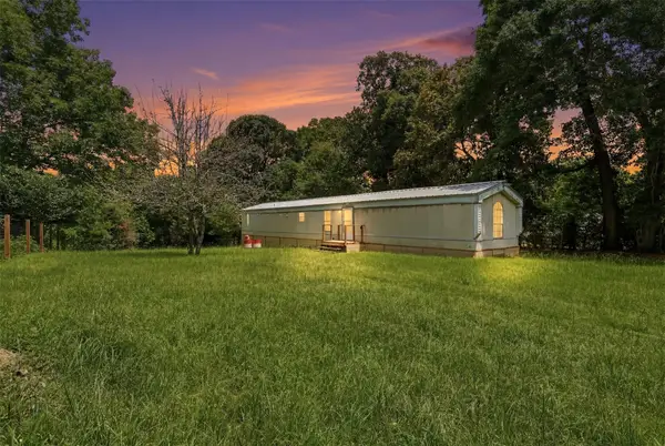 2351 Cherry Creek East Drive, Shepherd, TX 77371