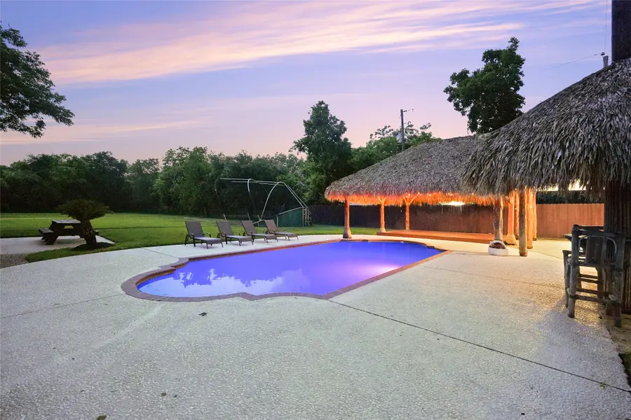 1910 Avenue L, Santa Fe, TX 77510 - #3