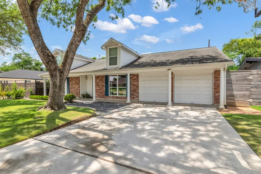 1819 Mill Creek Drive, Houston, TX 77008 - Image #2