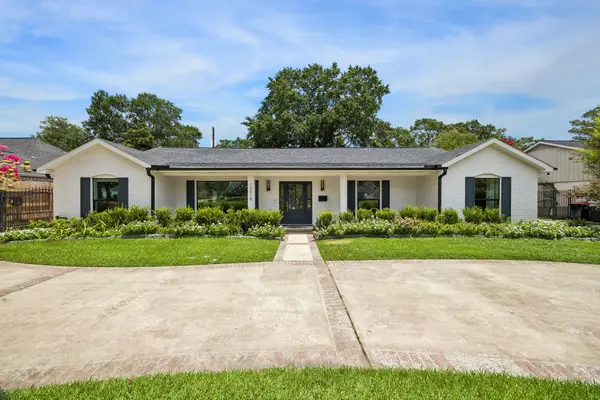 10018 Briar Forest Drive, Houston, TX 77042