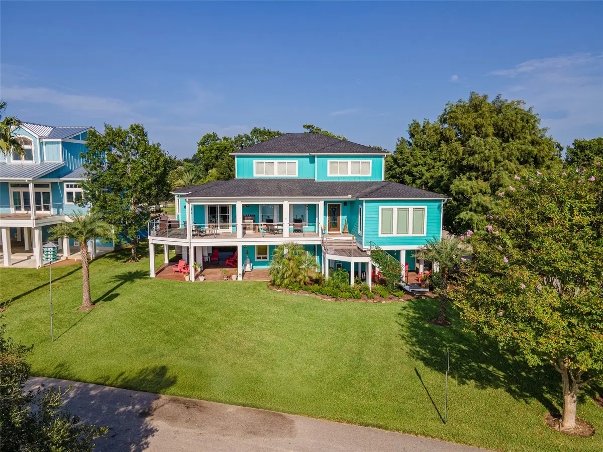 531 W Shore Drive, Clear Lake Shores, TX 77565 - Image #1