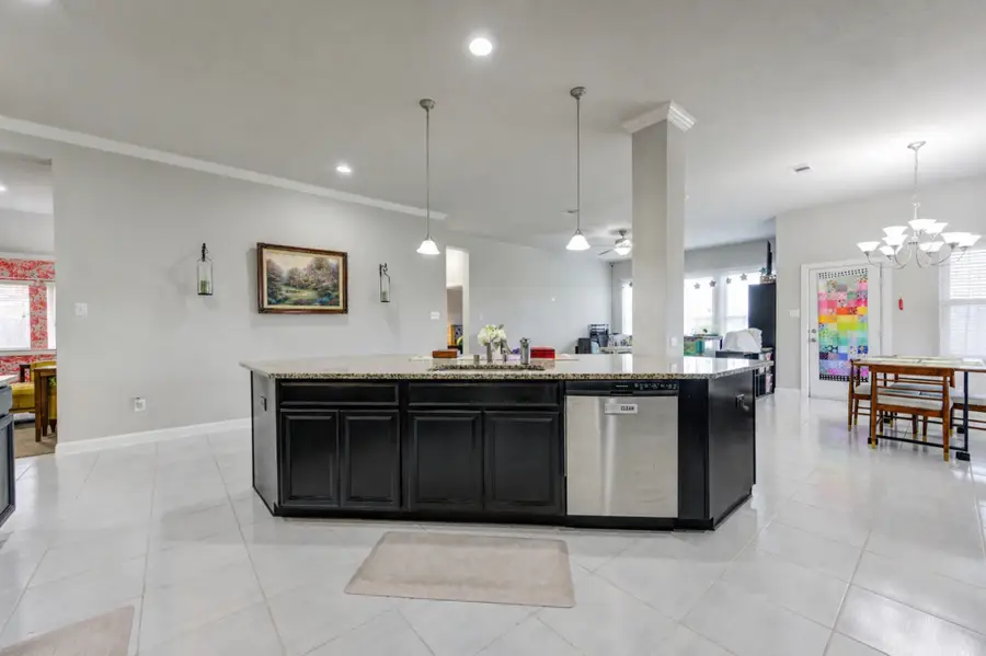 3406 Lake Court, Iowa Colony, TX 77583 - #3