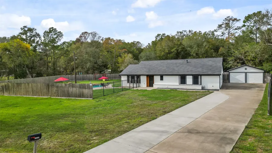 12226 Oak Lane, Dickinson, TX 77539 - Image #2