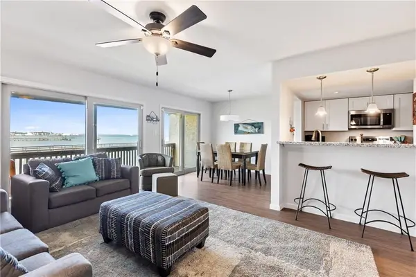 620 S Fulton Beach Road #308, Rockport, TX 78382