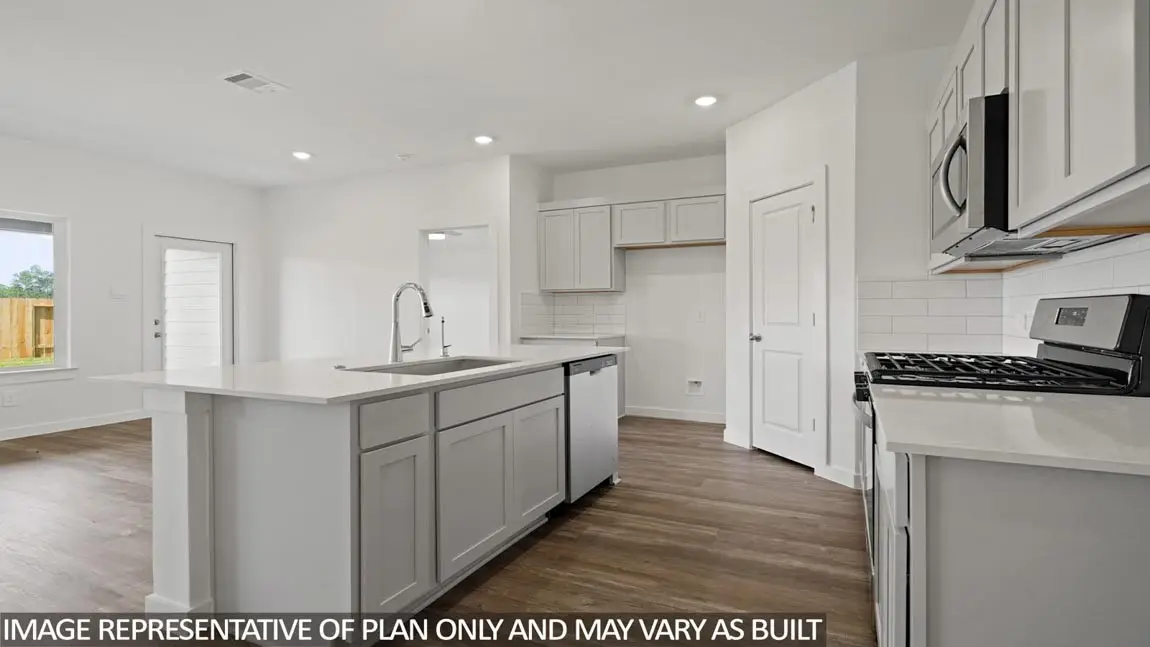 514 Samuel Ridge Drive, Dayton, TX 77535 - Image #1