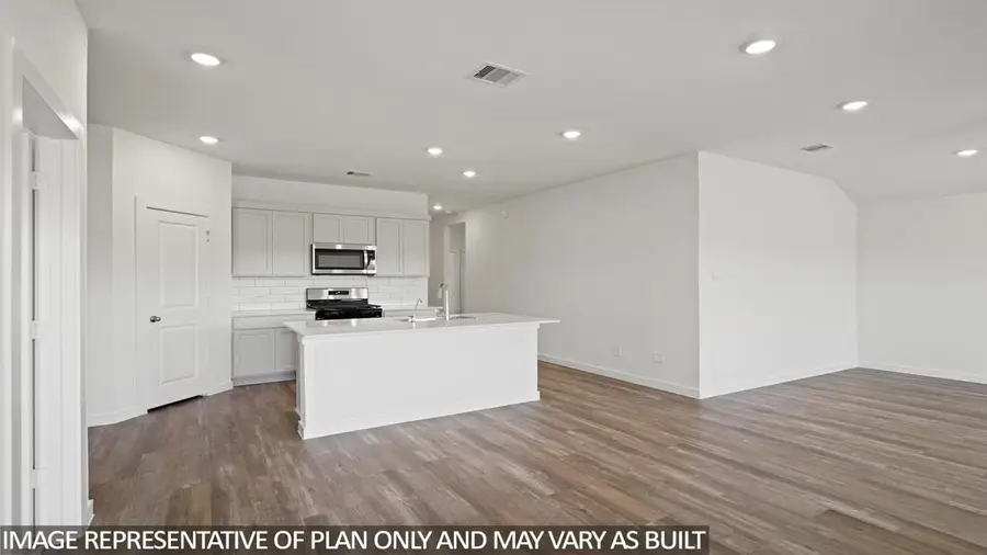 514 Samuel Ridge Drive, Dayton, TX 77535 - Image #3