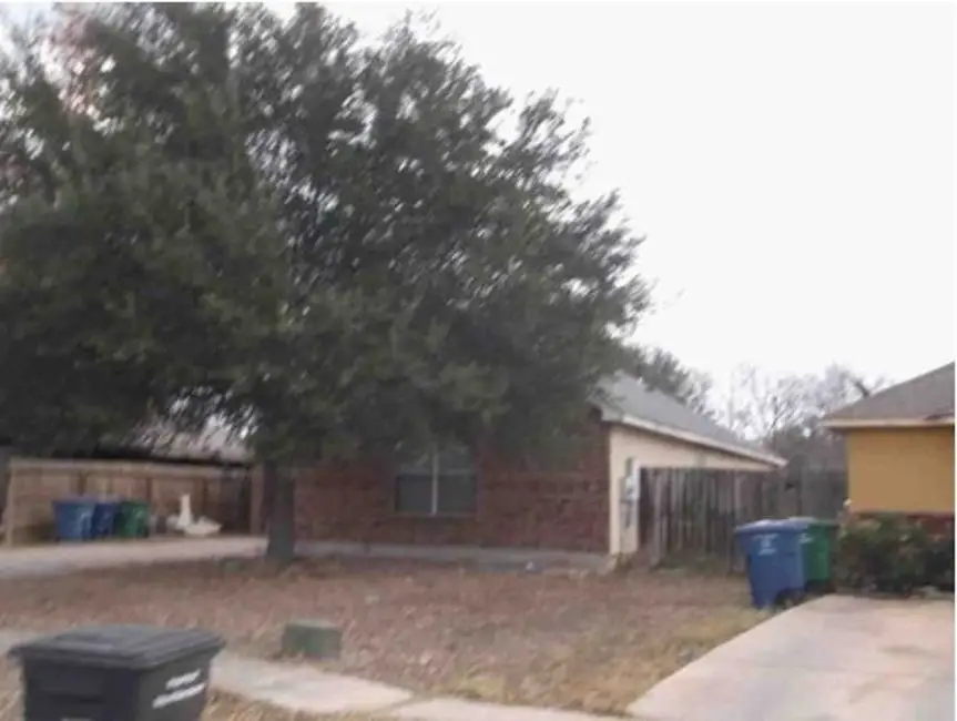 9606 Wikieup Street, San Antonio, TX 78211 - #3