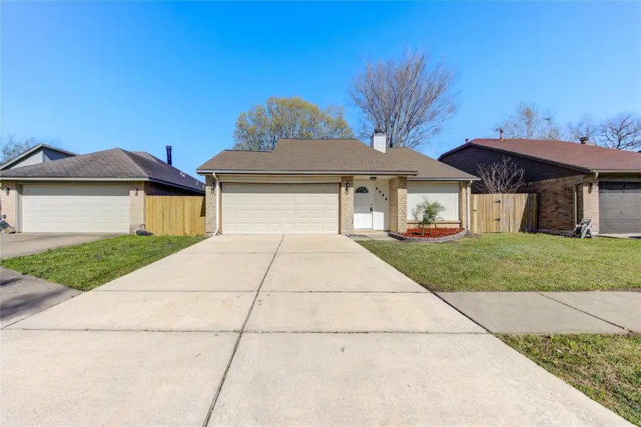 2036 Woodland Hills Drive, Missouri City, TX 77489 - Image #3