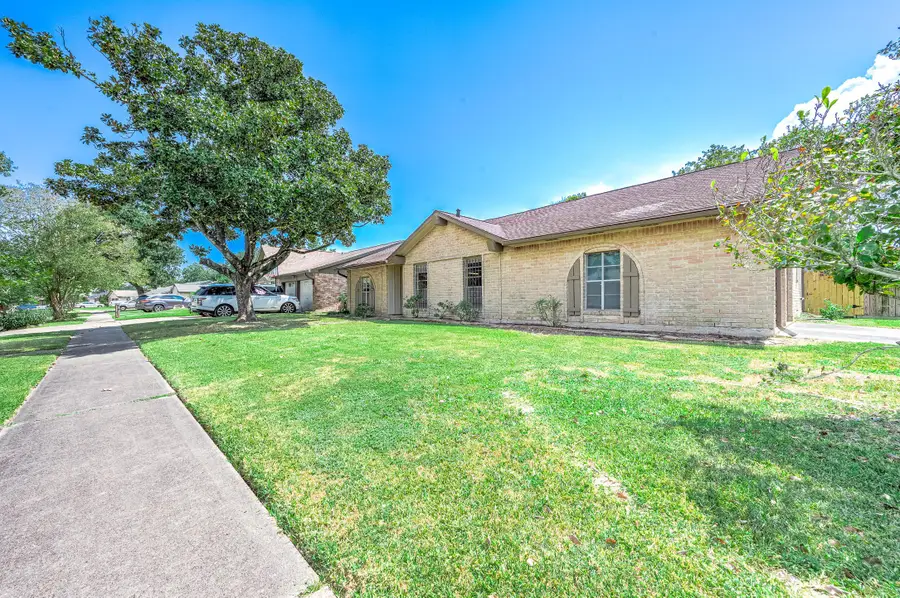 802 Voyager Drive, Houston, TX 77062 - Image #3