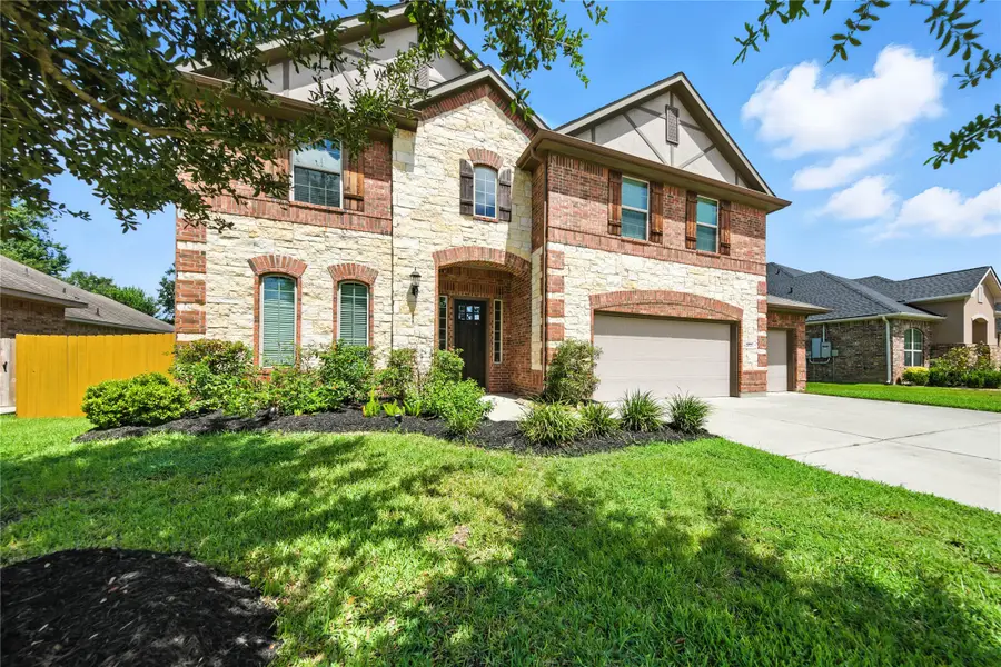 2072 Brookmont Drive, Conroe, TX 77301 - Image #2