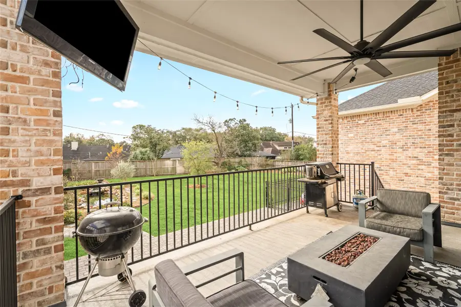 5319 Braesheather Drive, Houston, TX 77096 - Image #2