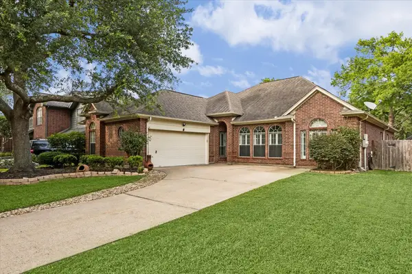 314 Bay Spring Drive, League City, TX 77573