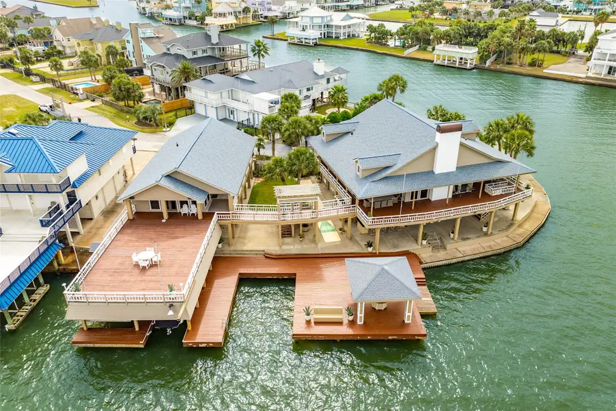 4107 W Bayside Way, Jamaica Beach, TX 77554 - #2
