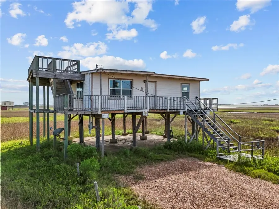 227 Detenbeck Avenue, Surfside Beach, TX 77541 - Image #2