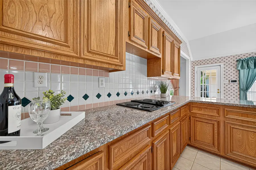 5323 Avondale Drive, Sugar Land, TX 77479 - Image #2