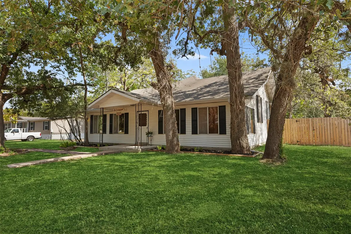 327 12th Street, Somerville, TX 77879 - #1