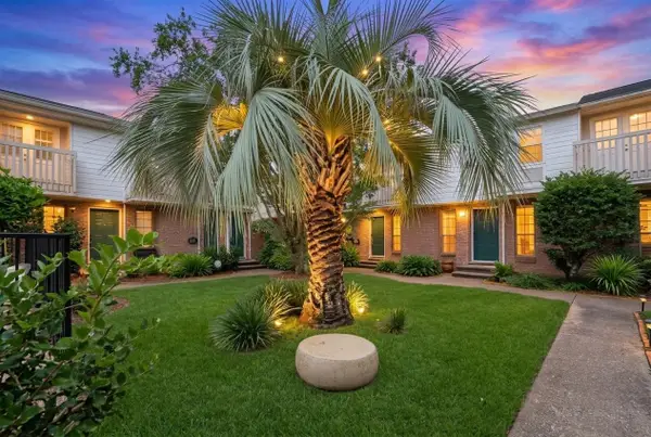2626 North Boulevard #18, Houston, TX 77098