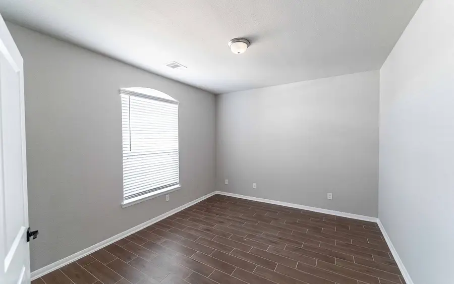 3823 Mulberry Farms Drive, Santa Fe, TX 77510 - Image #2