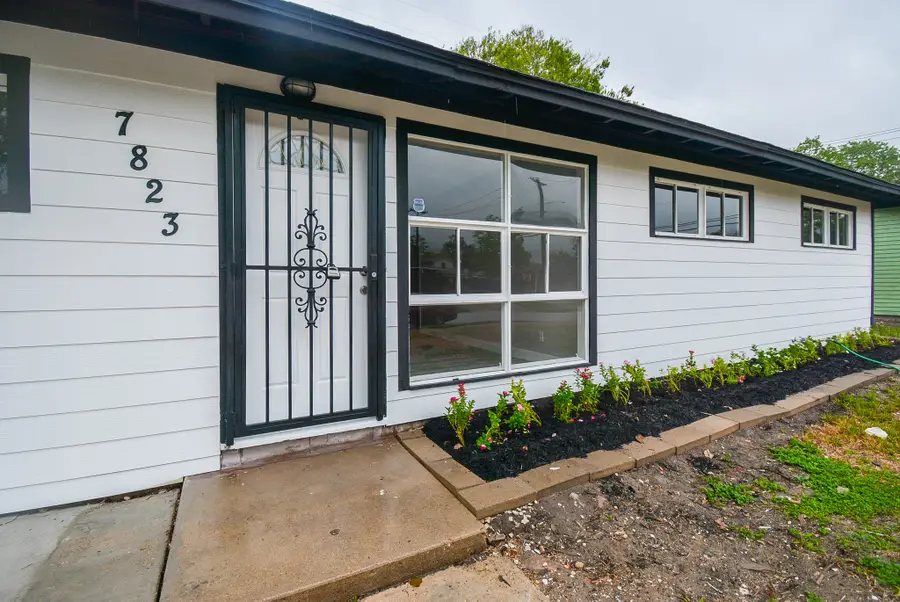 7823 Belgard Street, Houston, TX 77033 - Image #3