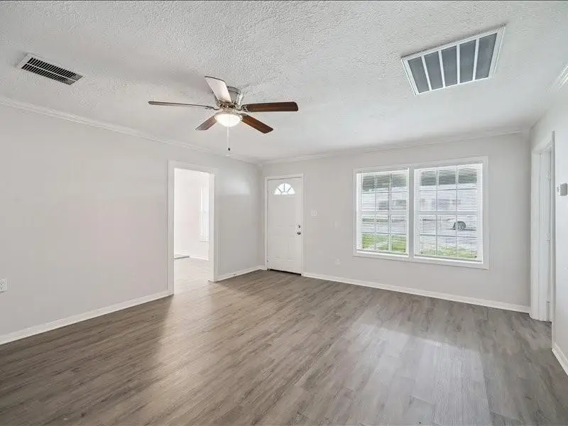 820 Texas Street, Liberty, TX 77575 - #2