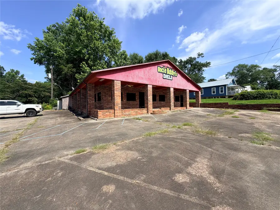 400 S Main Street, Jasper, TX 75951 - #2