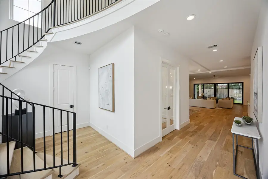 3020 University Boulevard, West University Place, TX 77005 - #3