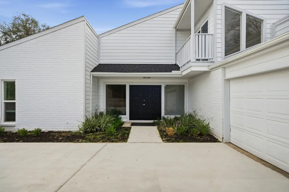 13811 Menasco Court, Houston, TX 77077 - Image #1