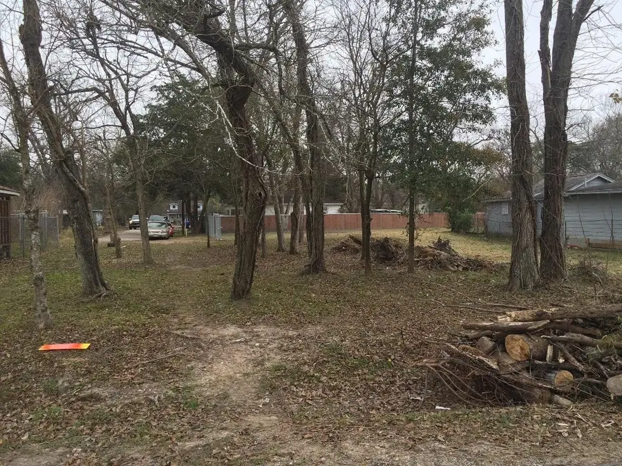 01 Henrietta Street, Houston, TX 77088 - Image #3