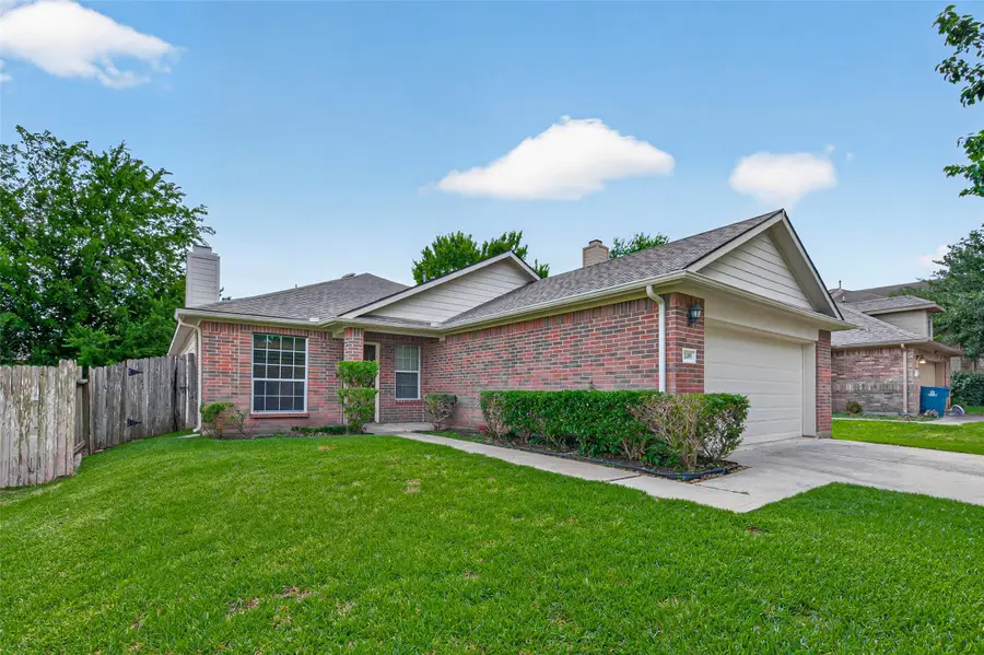 18499 Sunrise Pines Drive, Montgomery, TX 77316 - #2