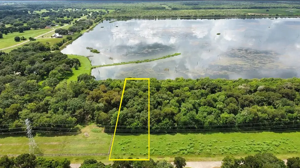 201 Middle Bayou Trail, Angleton, TX 77515 - #1