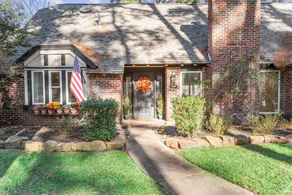 8118 Oak Moss Drive, Spring, TX 77379