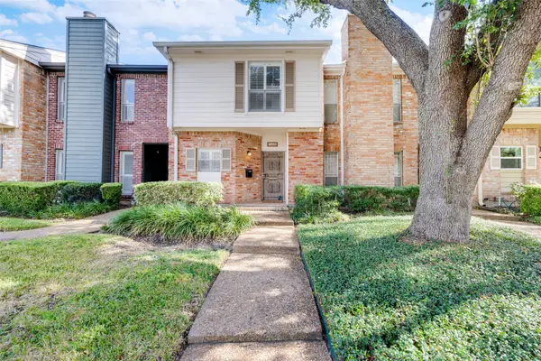 1035 Fountain View Drive, Houston, TX 77057