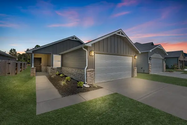 18737 Loom Drive, Conroe, TX 77306